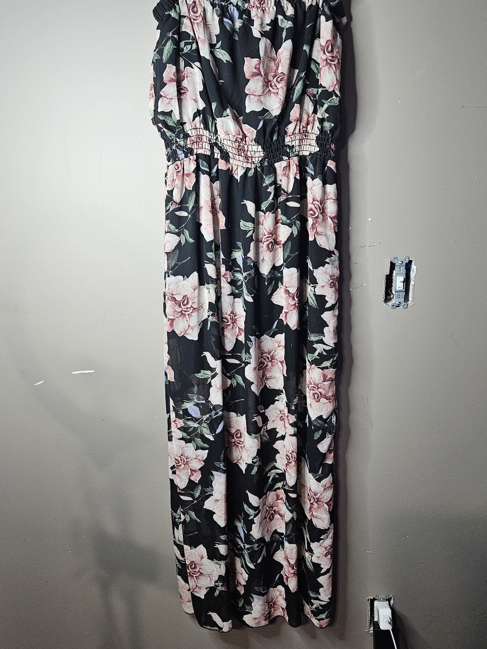 Floral Off-Shoulder Maxi Dress in Black and Pink